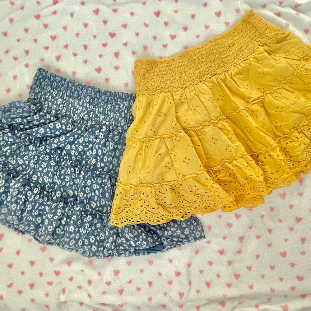 American Eagle tiered mini skirt bundle of 2